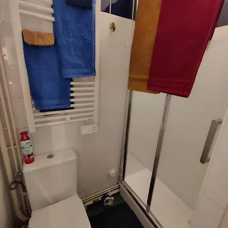 Romantic Tiny House Inside Montmartre Paris